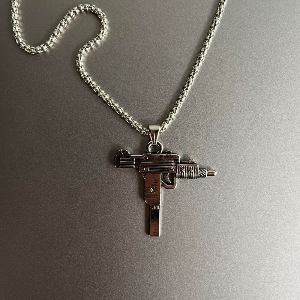 y2k 2000s heavy metal gothic gun pendant silver mini uzi chain necklace - Picture 3 of 8